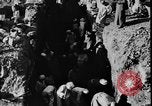 Standbild Ägyptische Arbeiter Hermopolis Ägypten, 1930, aus Sekunde 48 historischem Filmmaterial Videoclip 65675042733