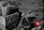 Standbild Ägyptische Arbeiter Hermopolis Ägypten, 1930, aus Sekunde 52 historischem Filmmaterial Videoclip 65675042733