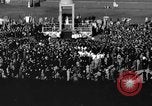 Standbild katholische Priester Cincinnati Ohio USA, 1934, aus Sekunde 24 historischem Filmmaterial Videoclip 65675042754