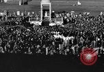 Standbild katholische Priester Cincinnati Ohio USA, 1934, aus Sekunde 25 historischem Filmmaterial Videoclip 65675042754