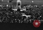 Standbild katholische Priester Cincinnati Ohio USA, 1934, aus Sekunde 26 historischem Filmmaterial Videoclip 65675042754