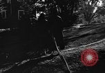 Standbild junge Mädchen Columbia Missouri USA, 1934, aus Sekunde 32 historischem Filmmaterial Videoclip 65675042755