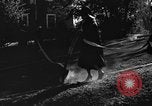 Standbild junge Mädchen Columbia Missouri USA, 1934, aus Sekunde 37 historischem Filmmaterial Videoclip 65675042755