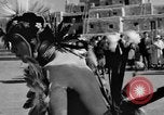 Standbild Indianer San Diego California USA, 1935, aus Sekunde 57 historischem Filmmaterial Videoclip 65675042769