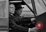 Standbild zwei-sitzigen Flugzeug Washington DC USA, 1936, aus Sekunde 27 historischem Filmmaterial Videoclip 65675042772