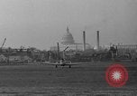 Standbild zwei-sitzigen Flugzeug Washington DC USA, 1936, aus Sekunde 33 historischem Filmmaterial Videoclip 65675042772