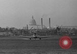 Standbild zwei-sitzigen Flugzeug Washington DC USA, 1936, aus Sekunde 36 historischem Filmmaterial Videoclip 65675042772
