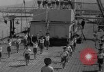 Standbild italienischen Jungen Neapel Italien, 1936, aus Sekunde 47 historischem Filmmaterial Videoclip 65675042773