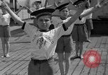 Standbild italienischen Jungen Neapel Italien, 1936, aus Sekunde 49 historischem Filmmaterial Videoclip 65675042773