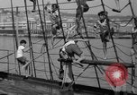 Standbild italienischen Jungen Neapel Italien, 1936, aus Sekunde 62 historischem Filmmaterial Videoclip 65675042773