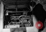 Standbild Crash Proof car Pasadena California USA, 1936, aus Sekunde 18 historischem Filmmaterial Videoclip 65675042776