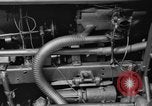 Standbild Crash Proof car Pasadena California USA, 1936, aus Sekunde 28 historischem Filmmaterial Videoclip 65675042776