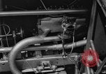 Standbild Crash Proof car Pasadena California USA, 1936, aus Sekunde 30 historischem Filmmaterial Videoclip 65675042776