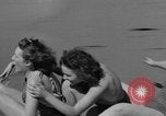 Standbild Eis bedeckten Folie Venice Beach Los Angeles California USA, 1938, aus Sekunde 26 historischem Filmmaterial Videoclip 65675042786