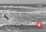 Standbild Eis bedeckten Folie Venice Beach Los Angeles California USA, 1938, aus Sekunde 41 historischem Filmmaterial Videoclip 65675042786