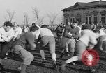 Immagine di Notre Dame football team South Bend Indiana USA, 1938, secondo 37 filmato di repertorio 65675042790
