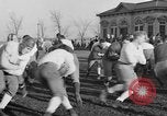 Immagine di Notre Dame football team South Bend Indiana USA, 1938, secondo 38 filmato di repertorio 65675042790