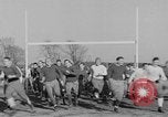 Immagine di Notre Dame football team South Bend Indiana USA, 1938, secondo 43 filmato di repertorio 65675042790