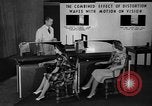 Standbild Sicherheitsglas Toledo Ohio USA, 1939, aus Sekunde 15 historischem Filmmaterial Videoclip 65675042798