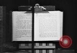 Standbild Sicherheitsglas Toledo Ohio USA, 1939, aus Sekunde 37 historischem Filmmaterial Videoclip 65675042798
