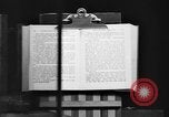 Standbild Sicherheitsglas Toledo Ohio USA, 1939, aus Sekunde 38 historischem Filmmaterial Videoclip 65675042798