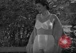 Standbild Modelle New York United States USA, 1939, aus Sekunde 23 historischem Filmmaterial Videoclip 65675042799