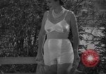 Standbild Modelle New York United States USA, 1939, aus Sekunde 29 historischem Filmmaterial Videoclip 65675042799