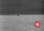 Standbild John Cobb Bonneville Salt Flats Utah USA, 1939, aus Sekunde 16 historischem Filmmaterial Videoclip 65675042801