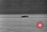 Standbild John Cobb Bonneville Salt Flats Utah USA, 1939, aus Sekunde 23 historischem Filmmaterial Videoclip 65675042801
