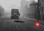 Standbild lebensrettende Auto Stoßfänger Erfindung London England Vereinigtes Königreich, 1930, aus Sekunde 23 historischem Filmmaterial Videoclip 65675042803