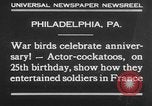 Standbild Kakadus Philadelphia Pennsylvania USA, 1930, aus Sekunde 3 historischem Filmmaterial Videoclip 65675042804