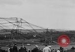 Standbild britische Luftschiff R101 BEAUVAIS FRANKREICH, 1930, aus Sekunde 34 historischem Filmmaterial Videoclip 65675042806