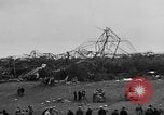 Standbild britische Luftschiff R101 BEAUVAIS FRANKREICH, 1930, aus Sekunde 46 historischem Filmmaterial Videoclip 65675042806