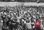 Standbild Mahatma Gandhi Lahore Indien, 1930, aus Sekunde 17 historischem Filmmaterial Videoclip 65675042808