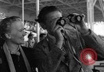 Standbild Movie Stars Del Mar California USA, 1937, aus Sekunde 10 historischem Filmmaterial Videoclip 65675042816