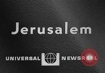 Standbild Israelische Araber die in den Moscheen in Jerusalem Jerusalem Palästina, 1967, aus Sekunde 3 historischem Filmmaterial Videoclip 65675042821