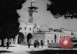 Standbild Israelische Araber die in den Moscheen in Jerusalem Jerusalem Palästina, 1967, aus Sekunde 4 historischem Filmmaterial Videoclip 65675042821