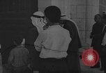 Standbild Israelische Araber die in den Moscheen in Jerusalem Jerusalem Palästina, 1967, aus Sekunde 34 historischem Filmmaterial Videoclip 65675042821