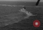 Standbild Essberger deutscher Chemiker Atlantik, 1967, aus Sekunde 11 historischem Filmmaterial Videoclip 65675042822