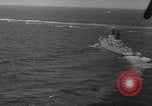 Standbild Essberger deutscher Chemiker Atlantik, 1967, aus Sekunde 12 historischem Filmmaterial Videoclip 65675042822