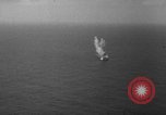 Standbild Essberger deutscher Chemiker Atlantik, 1967, aus Sekunde 32 historischem Filmmaterial Videoclip 65675042822