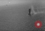 Standbild Essberger deutscher Chemiker Atlantik, 1967, aus Sekunde 38 historischem Filmmaterial Videoclip 65675042822