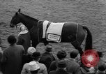 Immagine di Grand National corsa di cavalli Liverpool England, 1963, secondo 12 filmato di repertorio 65675042828