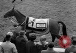 Immagine di Grand National corsa di cavalli Liverpool England, 1963, secondo 15 filmato di repertorio 65675042828
