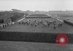 Immagine di Grand National corsa di cavalli Liverpool England, 1963, secondo 36 filmato di repertorio 65675042828