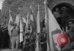 Standbild Masse Spanien, 1963, aus Sekunde 17 historischem Filmmaterial Videoclip 65675042833
