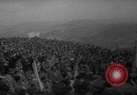 Standbild Masse Spanien, 1963, aus Sekunde 37 historischem Filmmaterial Videoclip 65675042833