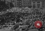 Standbild Flohmarkt New York United States USA, 1963, aus Sekunde 6 historischem Filmmaterial Videoclip 65675042834