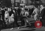 Standbild Flohmarkt New York United States USA, 1963, aus Sekunde 44 historischem Filmmaterial Videoclip 65675042834