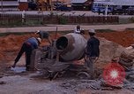 Image le mélange de béton en Thaïlande, 1966, de la seconde 27 séquences d'archives historiques vidéo 65675042839